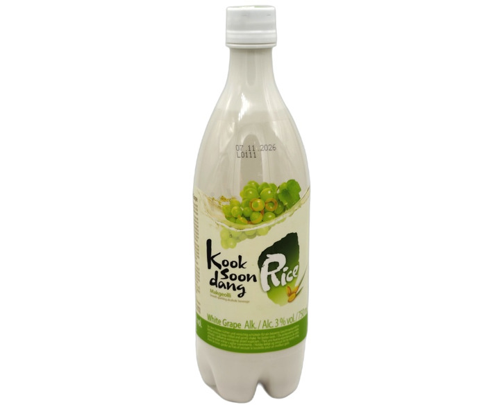 Licor de arroz uva